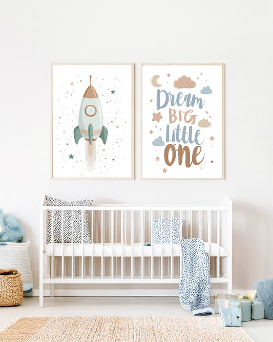 Kit 2 Quadros Infantil Quarto Bebê Menino Foguete Dream Big Little One